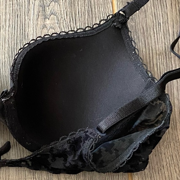 Victoria’s Secret Angels Ipex Underwire Bra, Black, 34B - Picture 9 of 15